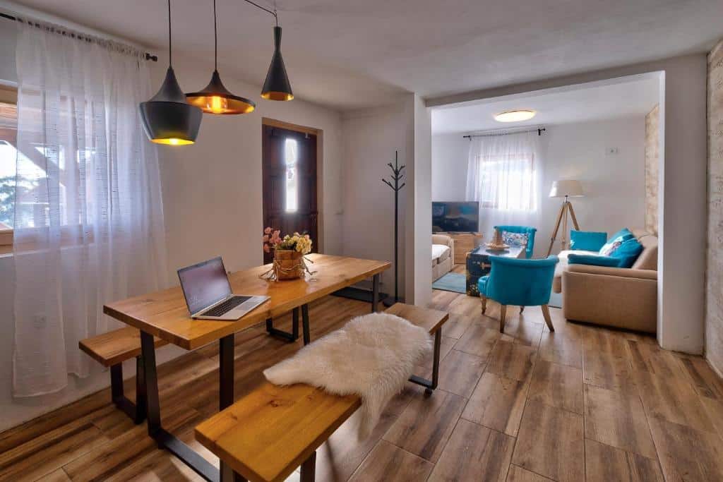 Katun, koliba, drvena kuća