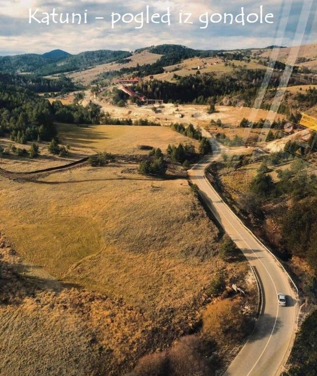 Katun, koliba, drvena kuća