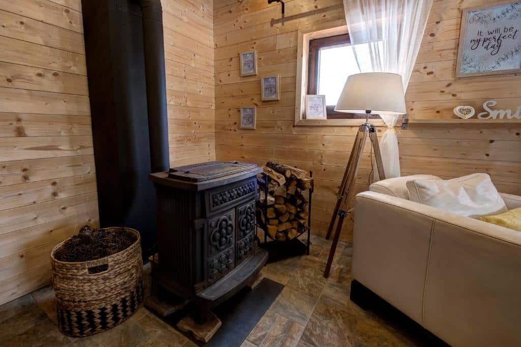 Katun, koliba, drvena kuća